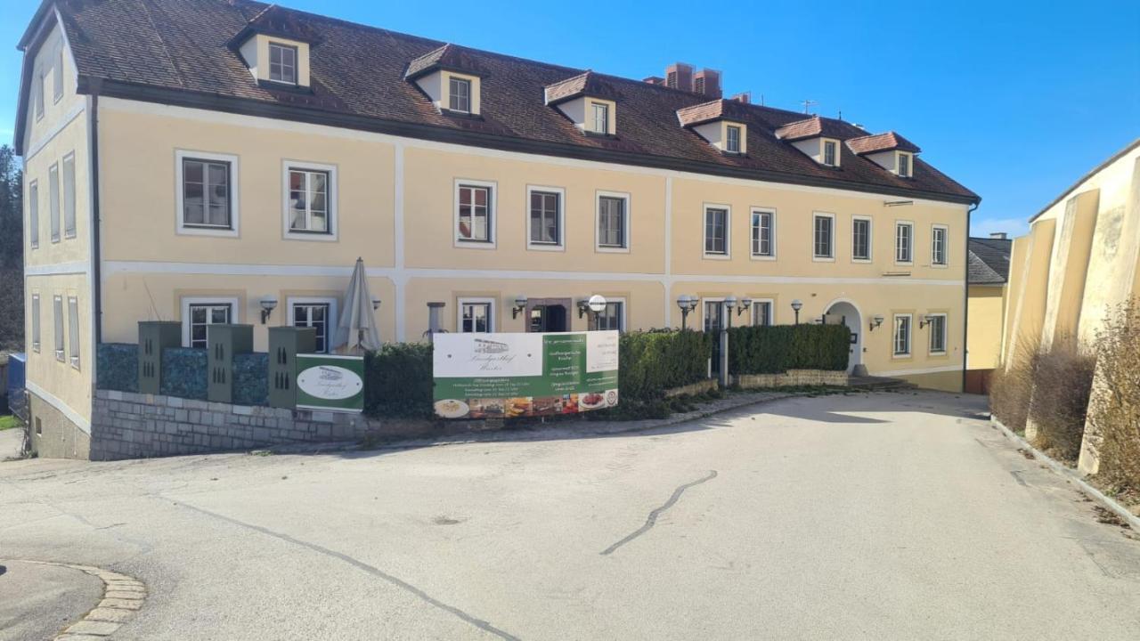 Landgasthof Winter Ardagger Stift Exterior photo